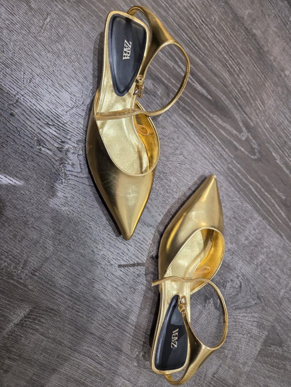 Zara gold kitten heal pointed toe shoes - Picture 3 of 6